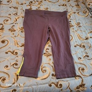 Livi Active workout capri